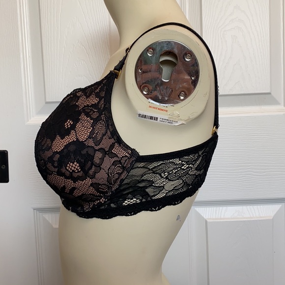 Victoria’s Secret Lace Push-Up Bra, 34 DD - Picture 4 of 9